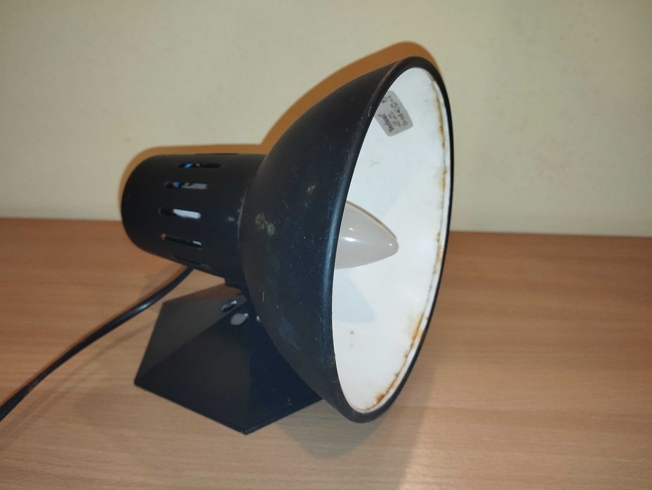 Светильник для дачи сада огорода. Лампочка в подарок.