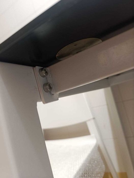 kitchen table / mesa de cozinha