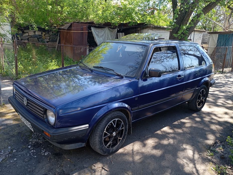 Продам власне авто VW golf 2