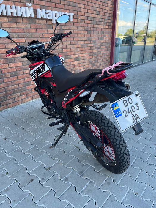 Мотоцикл Loncin LX200