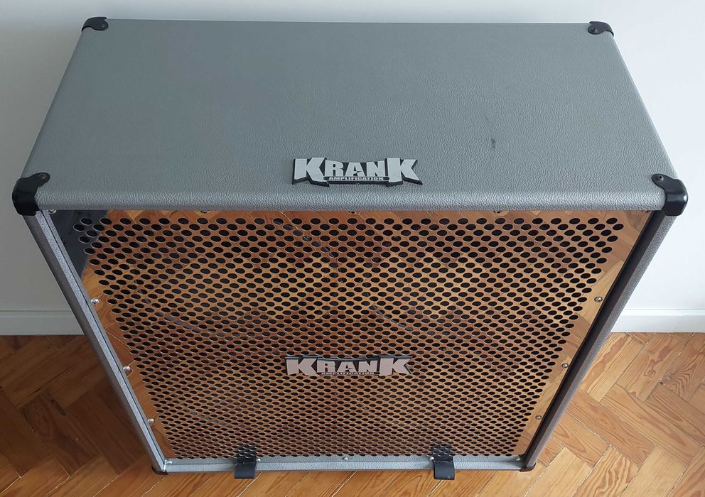 Coluna guitarra KranK Revolution 4x12" (Eminence V12 Legend) Oversized