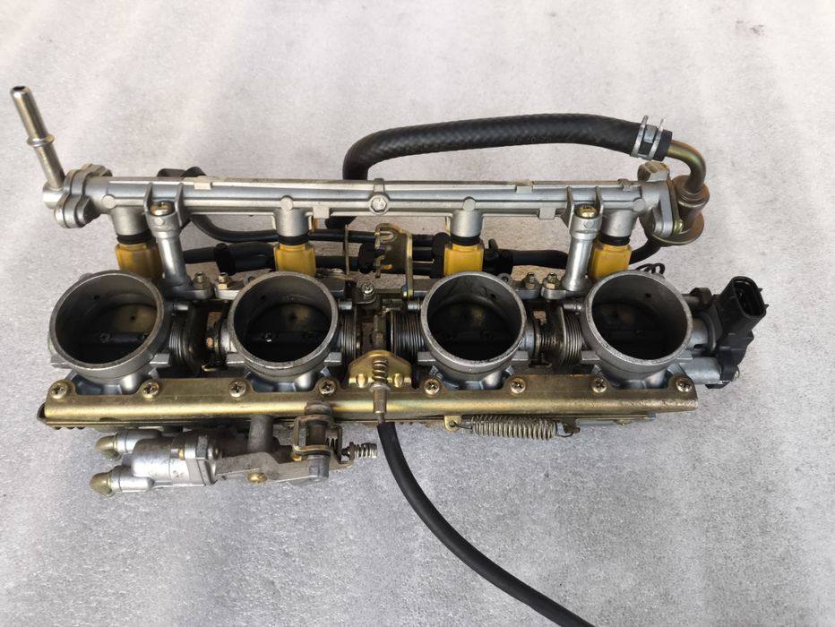 Yamaha fjr 1300 przepustnice wtryski komplet 2002