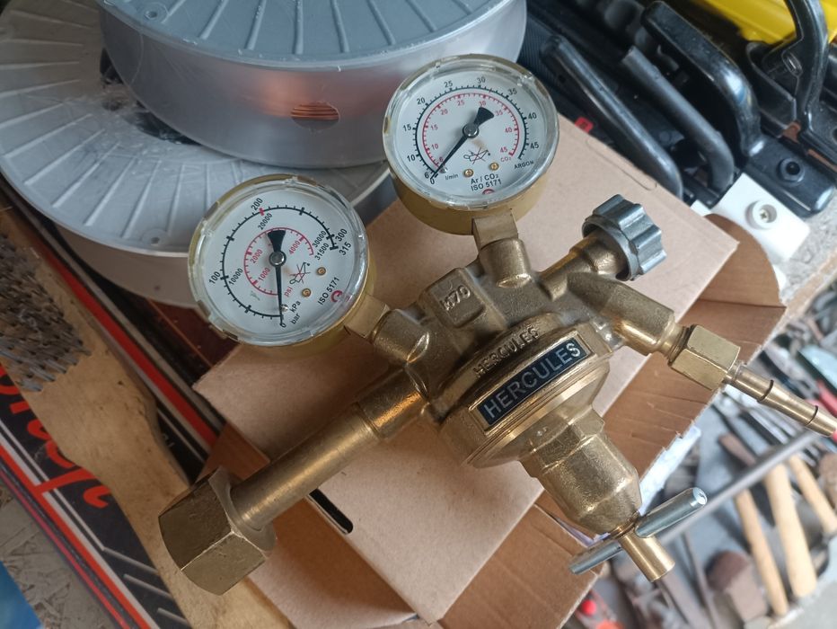 Углекислотный редуктор HERCULES Ar/CO2 (аргон / углекислый газ) 514.D0