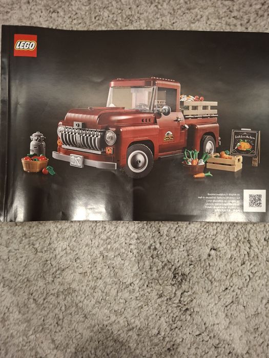 Lego pickup truck