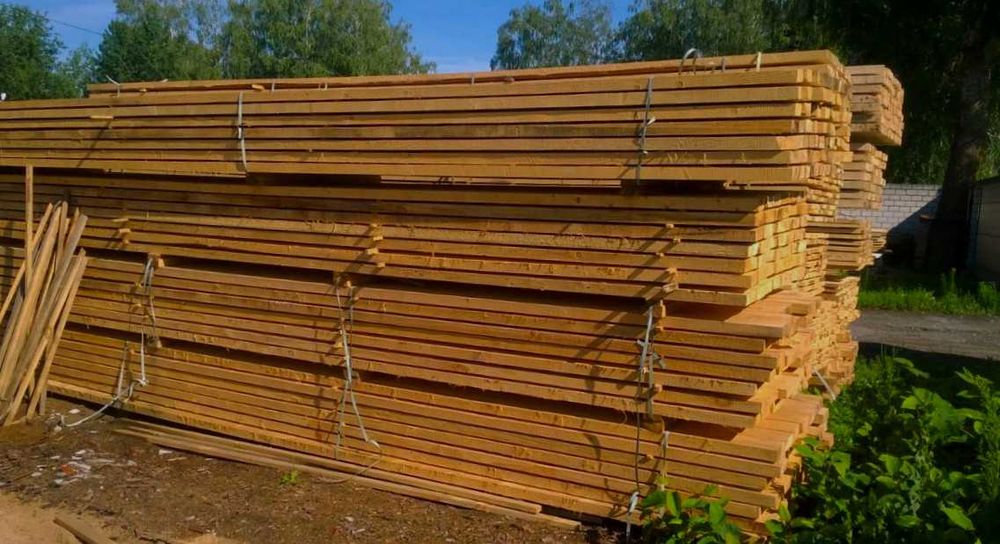 Пиломатеріал сосна 1 сорт з розвантаженням