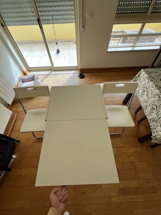 Mesa e Cadeiras Ikea