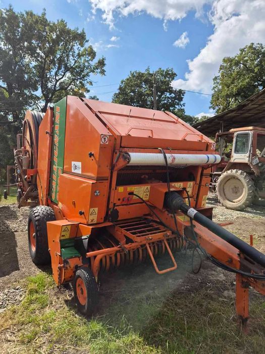продам прес підбирач Галигани 9300