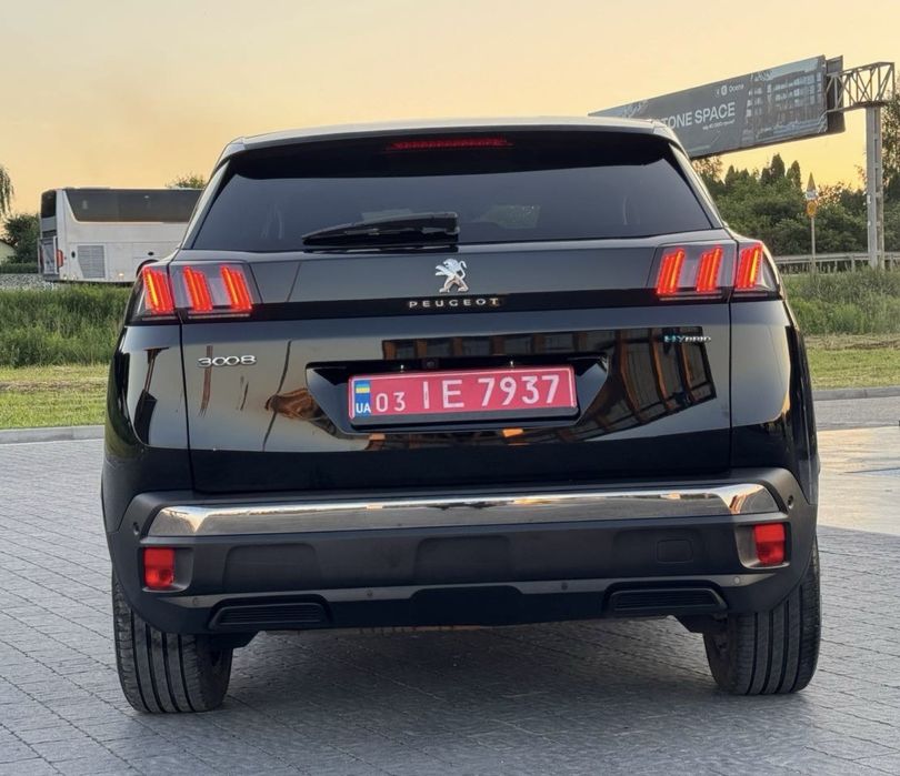 Peugeot 3008 Hybrid 15.11.2021 Automat