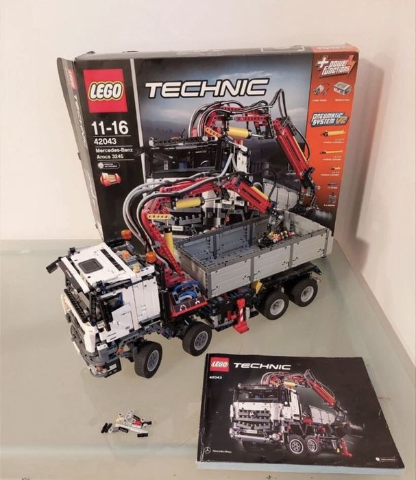Lego technic Mersedes-Benz Arocs 42043
