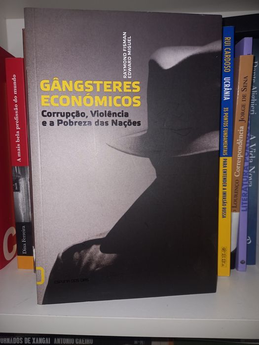Gangsteres Económicos