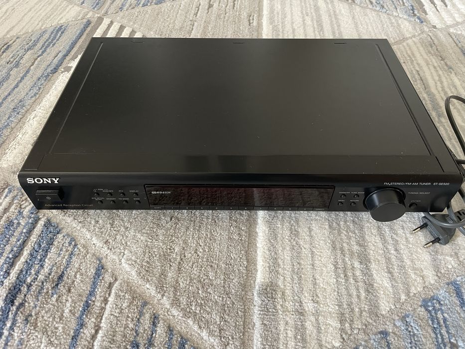 Tuner Sony ST-SE520