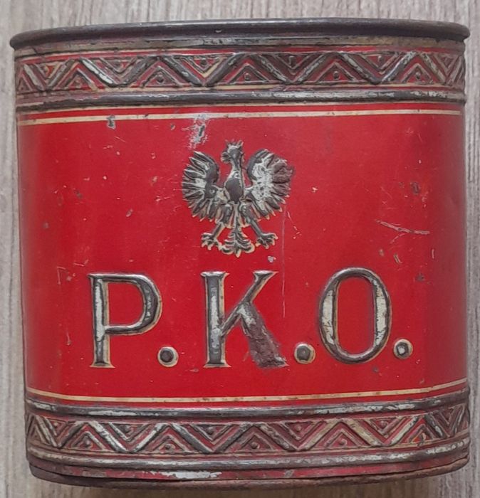 Skarbonka metalowa, przedwojenna.