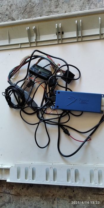 Устройство громкой связи Parrot Bluetooth