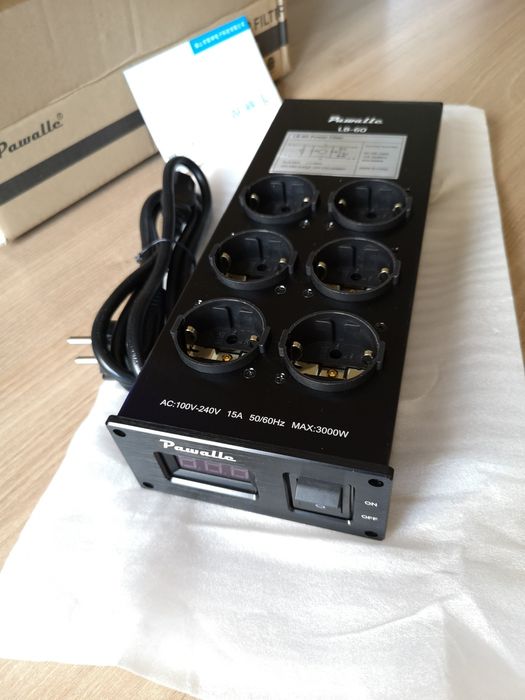 Listwa zasilająca - filtr do sprzętu audio PAWALLE LB-60.