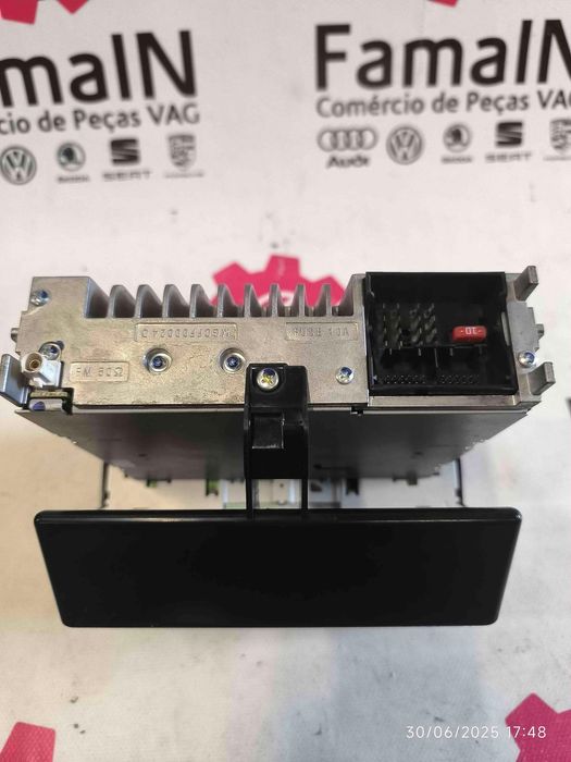 Rádio / Auto Rádio VW AMAROK 2.0 TDI 4motion (103 kW / 140 cv) [06.2012 - 05.2022] 5K0035156A (OEM) | CQJV1876A (OEM)