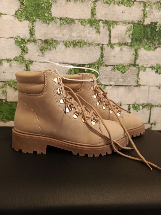 Nowe buty damskie w rozmiarze 37