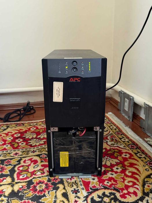 Блок бкзперебійного дивлення ББЖ UPS APC 3000