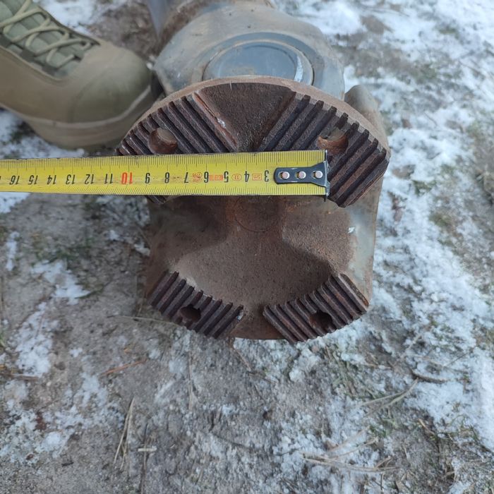 Продам кардан на Мерседес Актрос