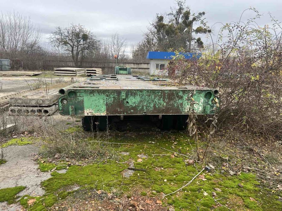 Продам ЧМЗАП 9399 1983