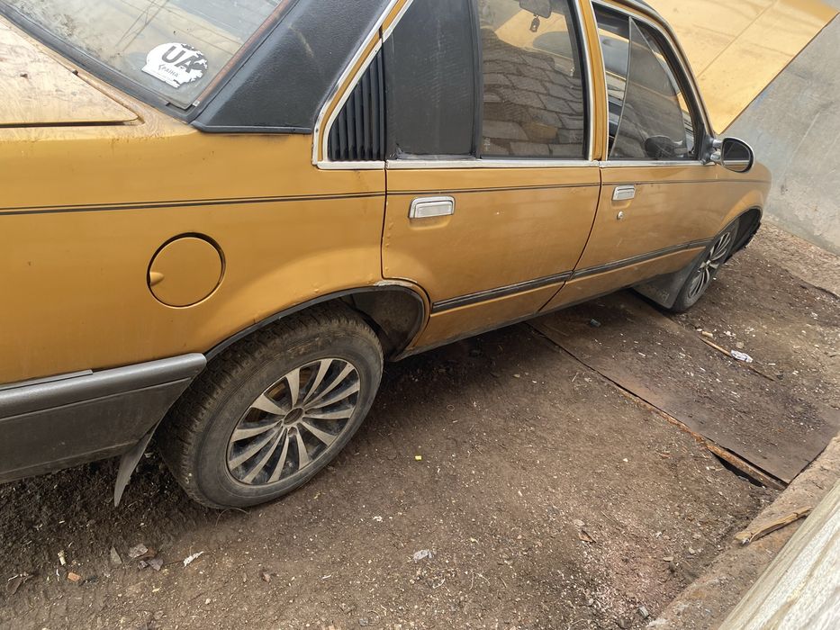 Продам Opel Record