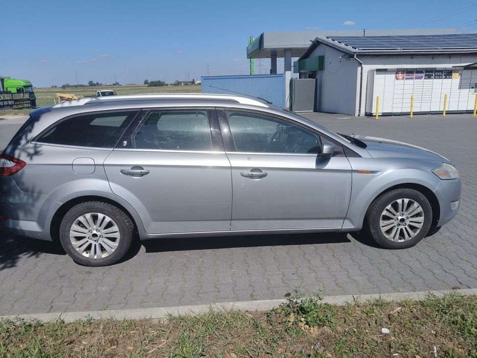 Ford Mondeo Mk4 2.0 TDCi GHIA – 2007r. Uszkodzony