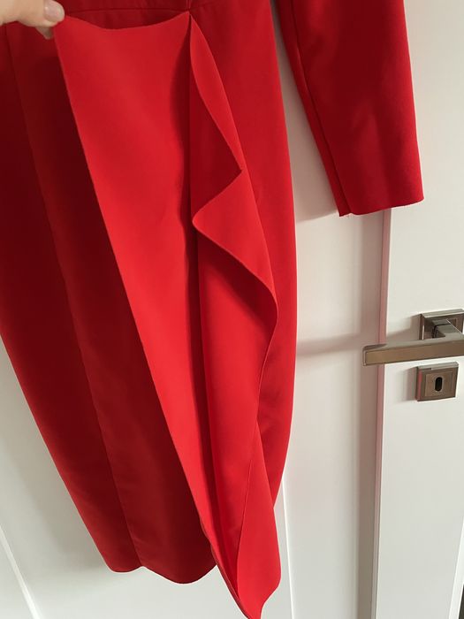 Czerwona dopasowana sukienka midi h&m rozkiar 38