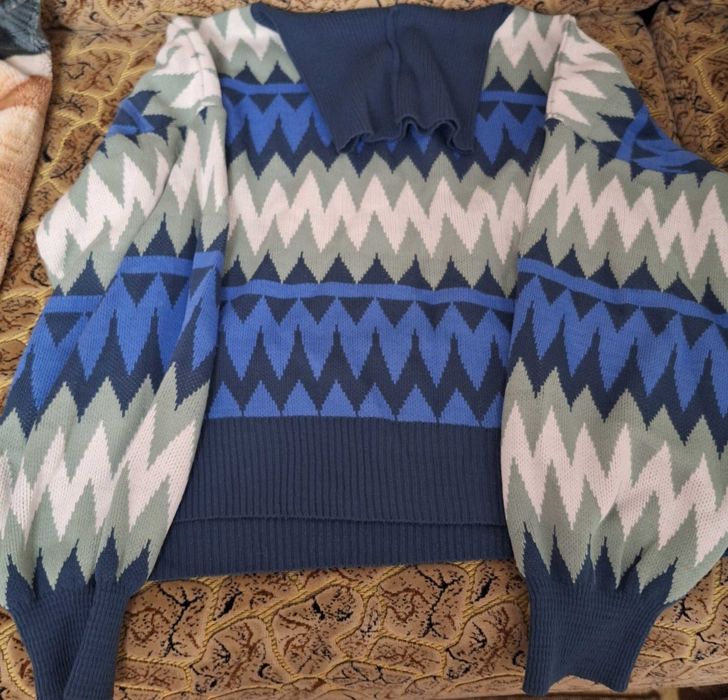 Светер жіночий теплий