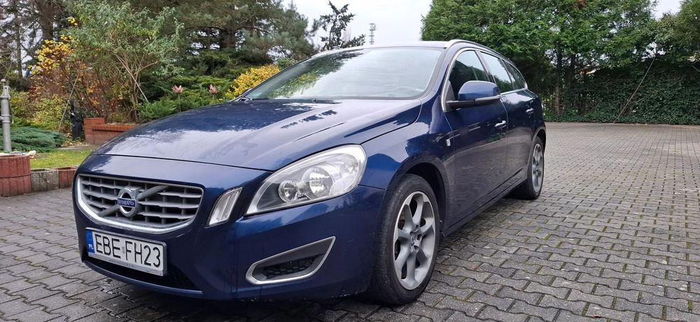 Volvo V60 Sprzedam Volvo V60 Ocean Race 1.6D 116KM 2012, hak.
