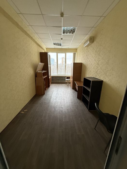 Здам офіс в 2 хвилинах від метро Ботанічний Сад