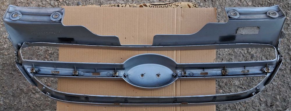 Решетка радиатора для Hyundai Getz - кат.номер  86361-1C310