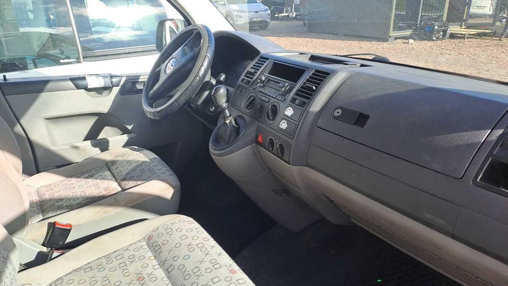 VW TRANSPORTER T5 1.9 дизель TDI 75 кВт 2008 5MT Транспортер пассажир