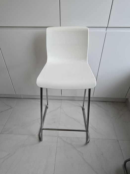 Banco alto IKEA Glenn para Cozinha