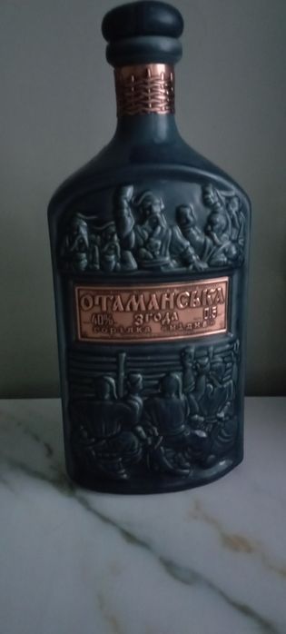 Посуда, старинные кувшуны