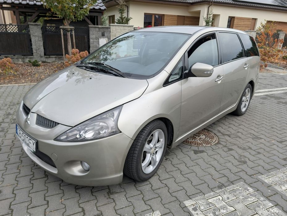 Mitsubishi Grandis 7 miejsc Hak GAZ LPG