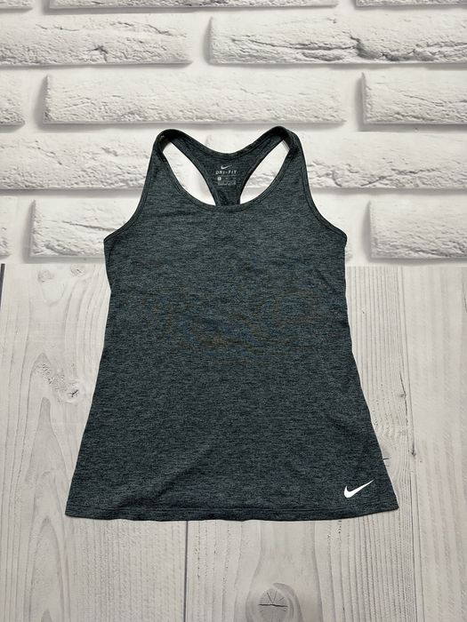 Жіноча спортивна майка Nike Dri Fit