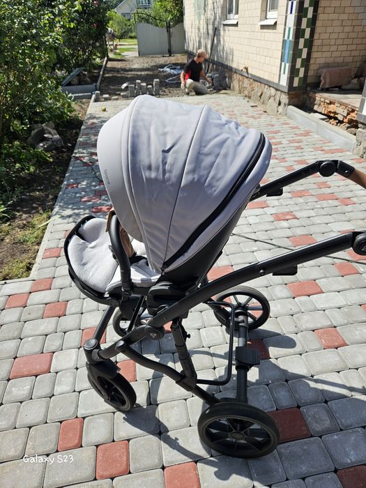 Дитяча універсальна коляска 2 в 1