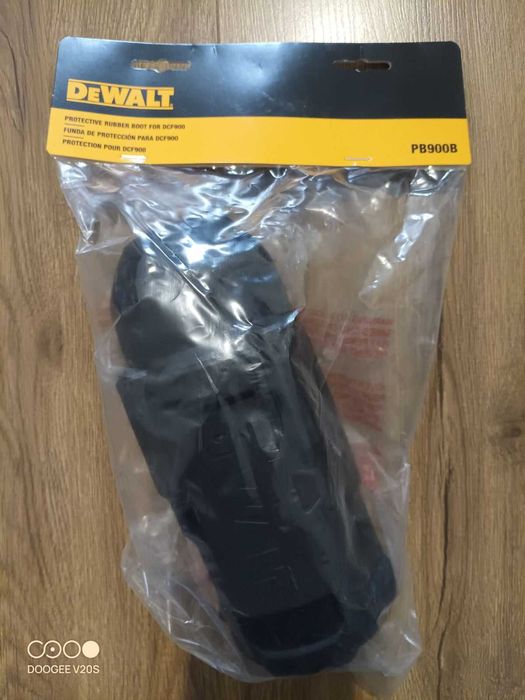DEWALT Protective Rubber Boot PB900b