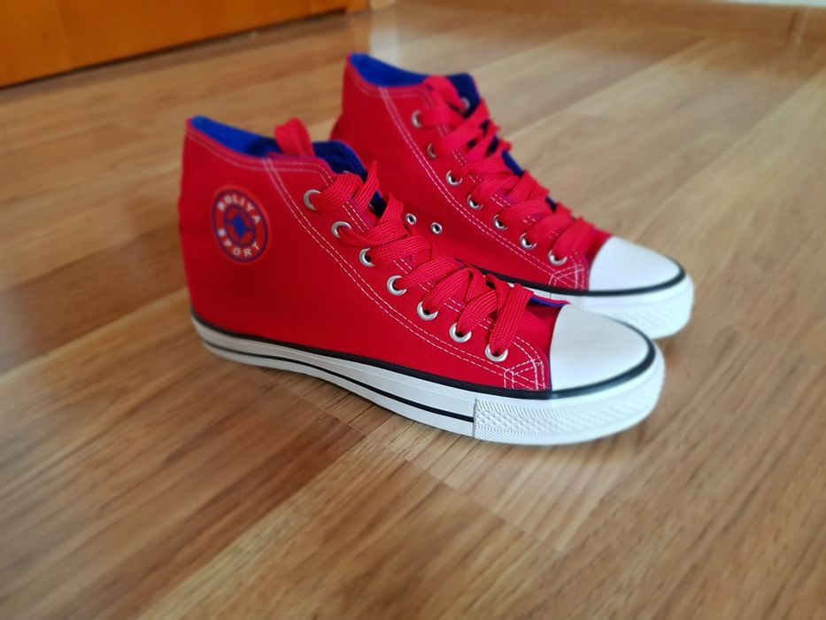 Продам детские кеды