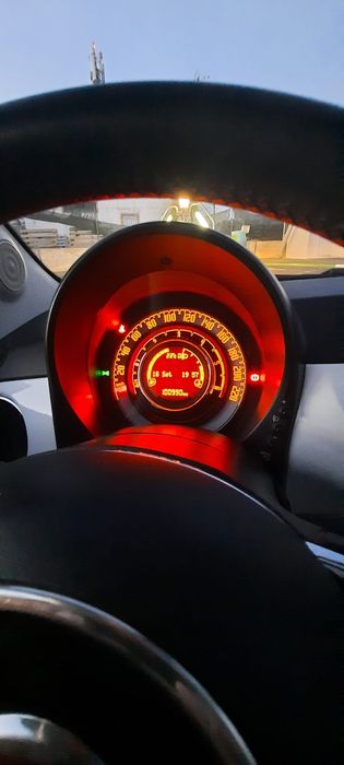 Fiat 500.  1.3 M-Jet 95 Cv Lounge (2018) 101.000 Km e histórico completo — photo 2