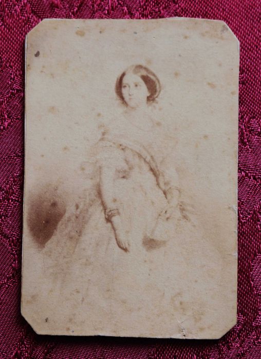 Rainha D. Estefânia mulher do Rei D. Pedro V, CDV de litografia