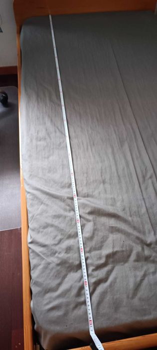 cama solteiro em pinho maciço