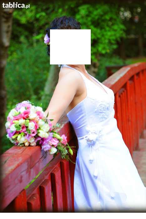 Suknia ślubna rozmiar 38/40 jak nowa