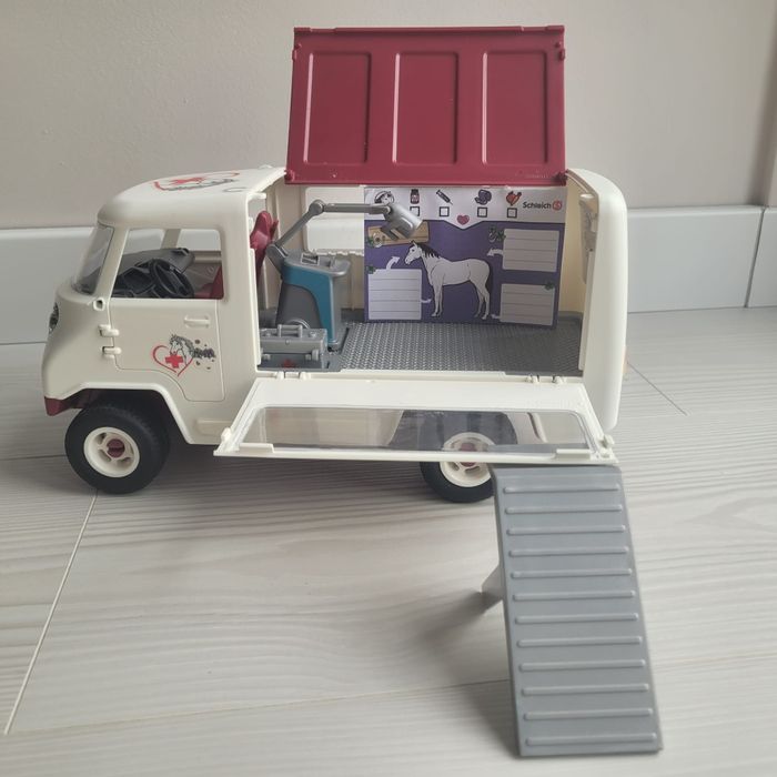 Ambulans Shleicht
