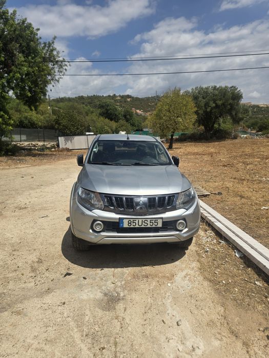 Mitsubishi strakar