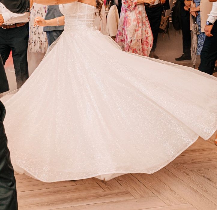 Suknia ślubna  Allure