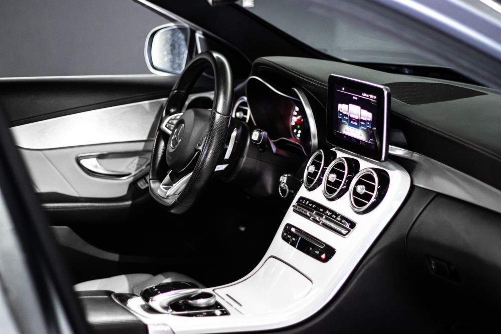 Mercedes C 250 AMG 204 CV Ano 2015 Automatico ( Nacional )