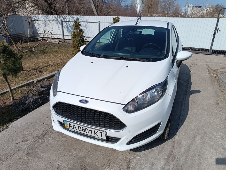 Форд фієста мк7 2017рік