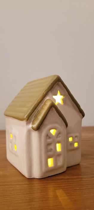 Domek Ceramiczny z Podświetleniem Led.