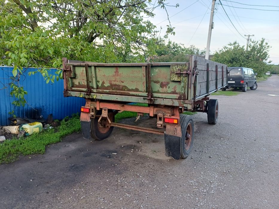 Продам прицеп 2птс4