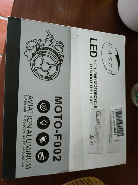 Luzes led frontais para mota